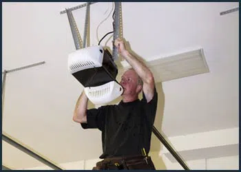 Garage Doors Store Repairs Denver, CO 303-578-5608 - cont-gdr-door-opener-08m