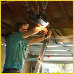 Garage Doors Store Repairs Denver, CO 303-578-5608 - side-opener-08m